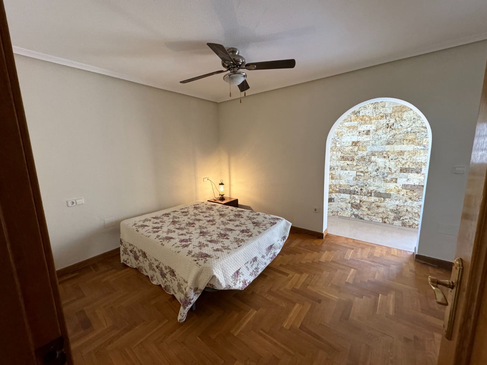 6 soverom Villa til salgs i Los Narejos med svømmebasseng garasje - € 599 000 (Ref: 8784367)