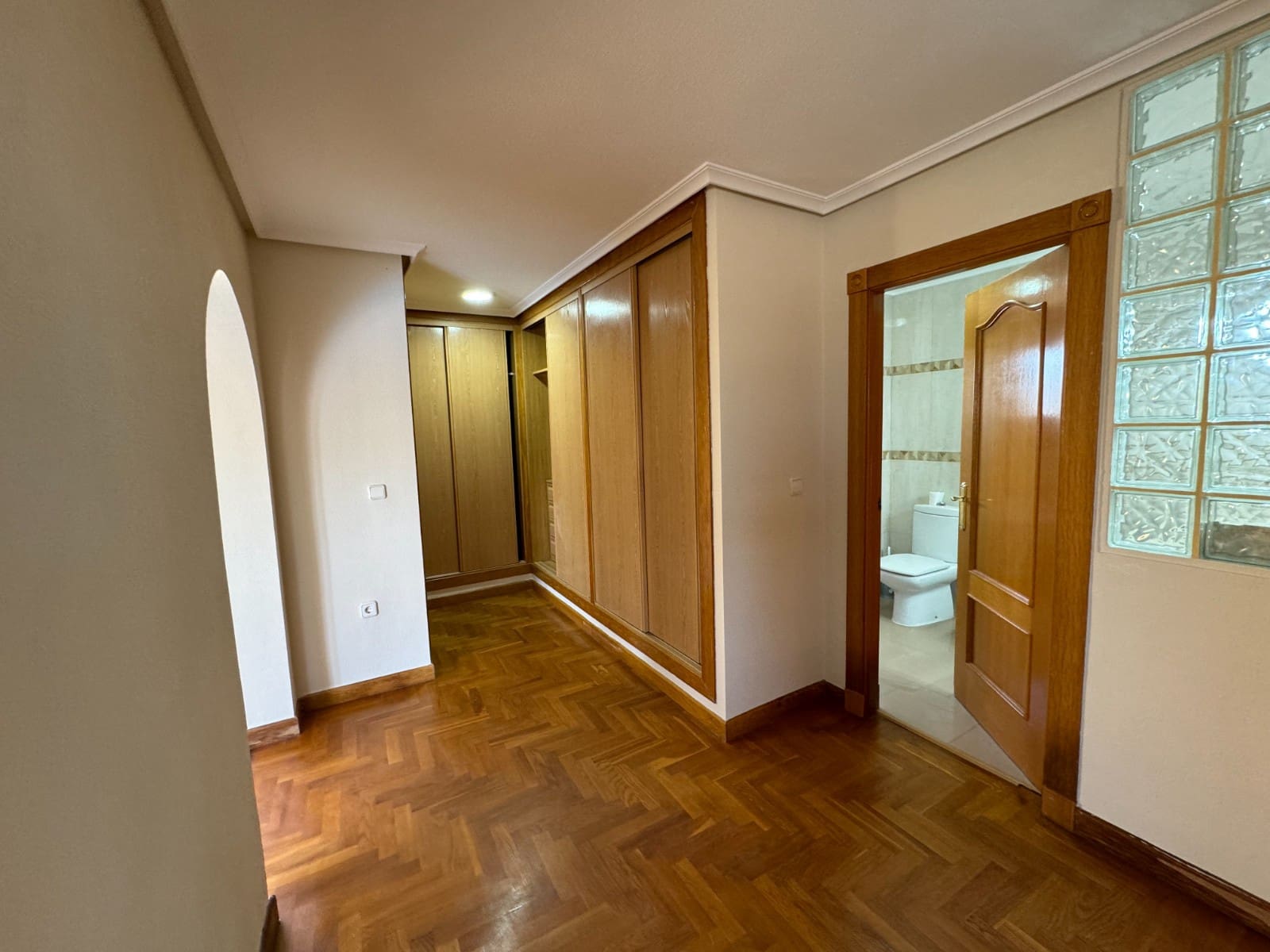 6 soverom Villa til salgs i Los Narejos med svømmebasseng garasje - € 599 000 (Ref: 8784367)