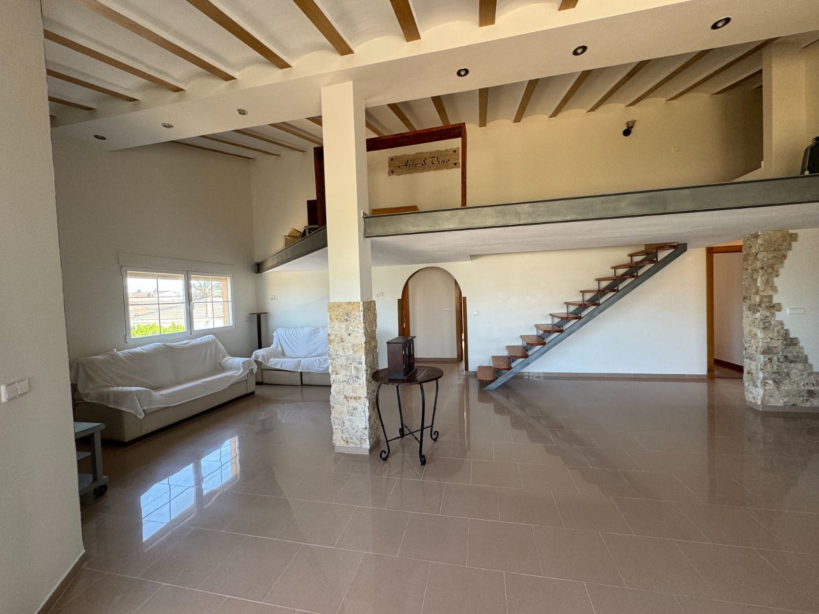 6 soverom Villa til salgs i Los Narejos med svømmebasseng garasje - € 599 000 (Ref: 8784367)