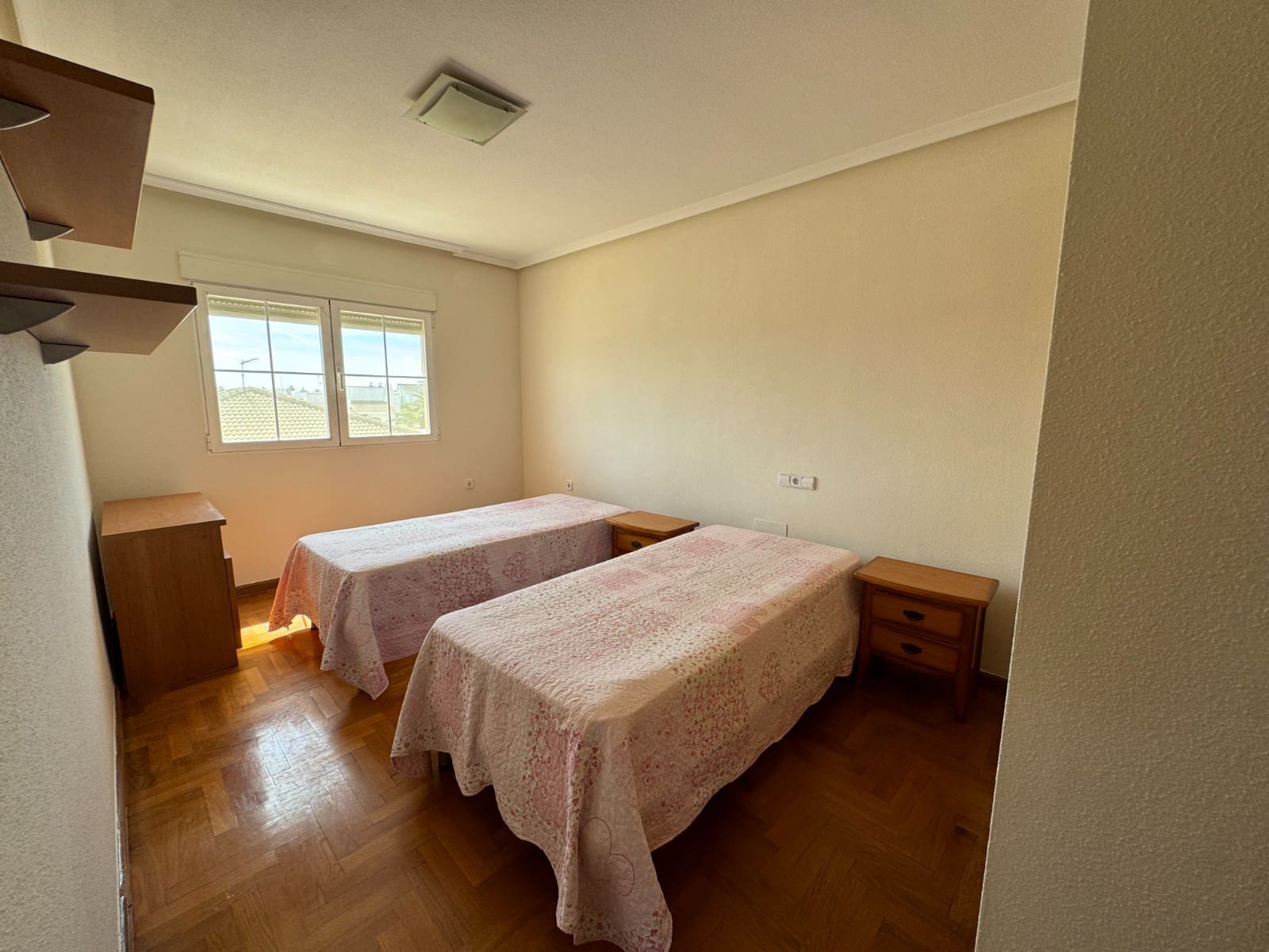 6 soverom Villa til salgs i Los Narejos med svømmebasseng garasje - € 599 000 (Ref: 8784367)