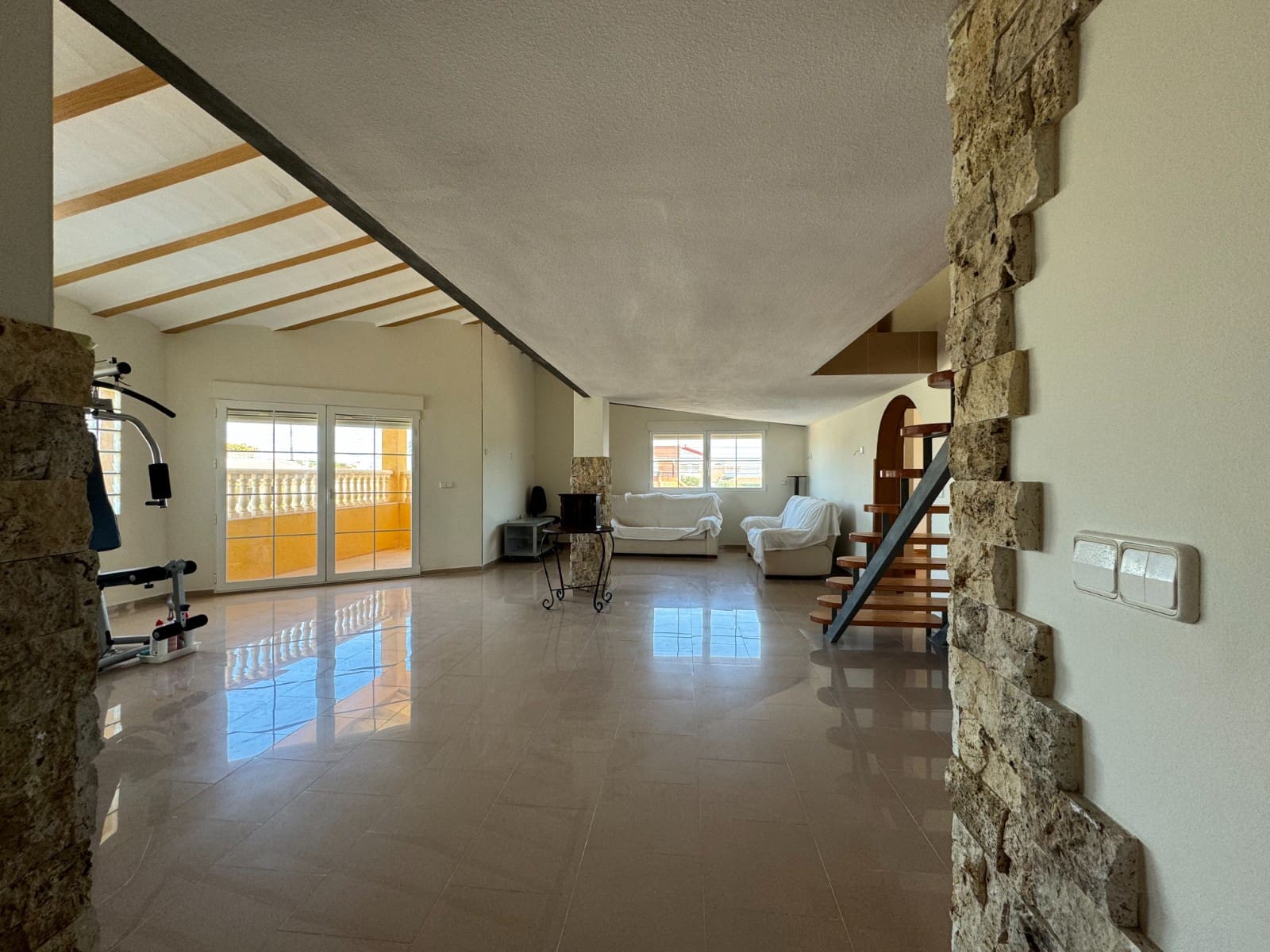 6 soverom Villa til salgs i Los Narejos med svømmebasseng garasje - € 599 000 (Ref: 8784367)