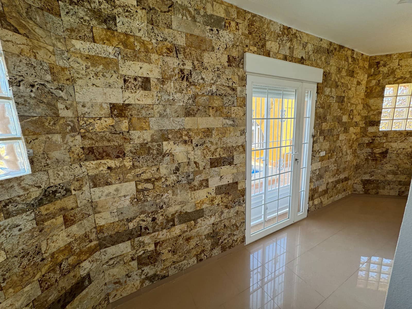 6 soverom Villa til salgs i Los Narejos med svømmebasseng garasje - € 599 000 (Ref: 8784367)