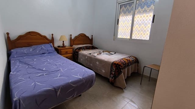 Apartamento de 3 habitaciones en Los Alcázares en venta - 169.000 € (Ref: 8823879)