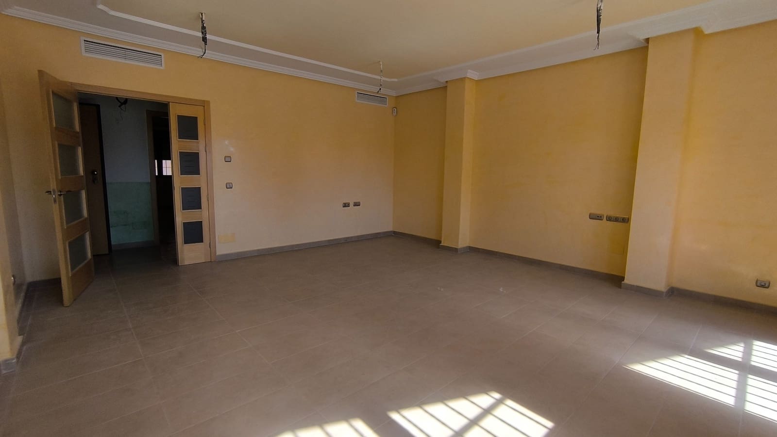3 Zimmer Apartment zu verkaufen in Los Alcazares - 190.000 € (Ref: 8936058)