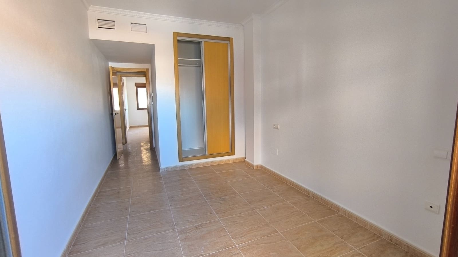 3 Zimmer Apartment zu verkaufen in Los Alcazares - 190.000 € (Ref: 8936058)