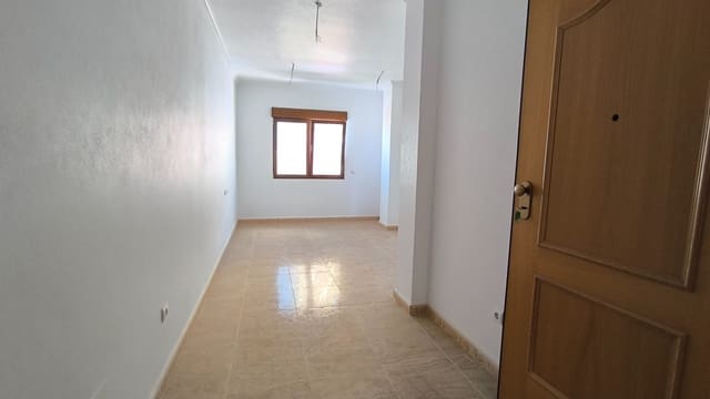3 Zimmer Apartment zu verkaufen in Los Alcázares - 190.000 € (Ref: 8936058)