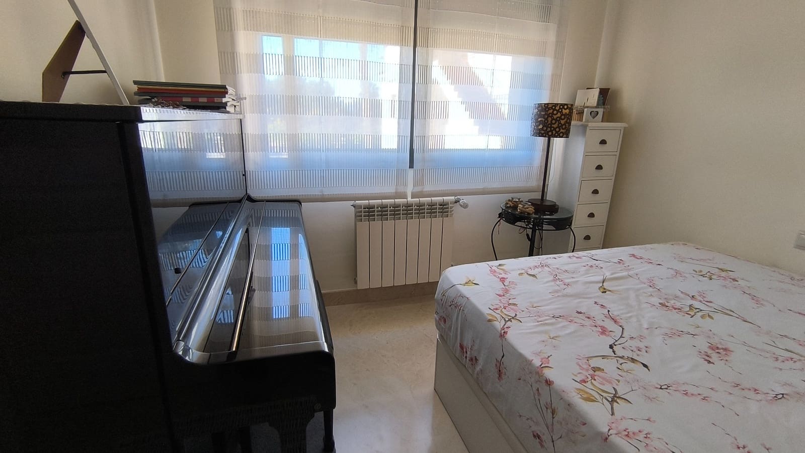 3 bedroom Apartment for sale in Los Alcazares with pool - € 245,000 (Ref: 8947547)