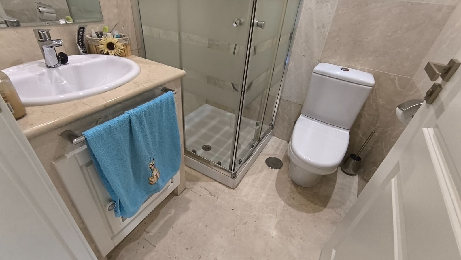 3 bedroom Apartment for sale in Los Alcazares with pool - € 245,000 (Ref: 8947547)