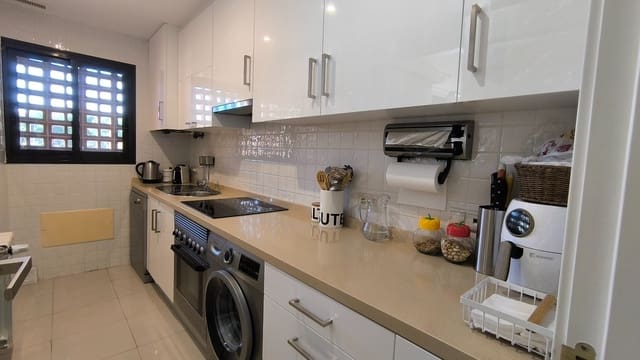 3 bedroom Apartment for sale in Los Alcázares with pool - € 245,000 (Ref: 8947547)