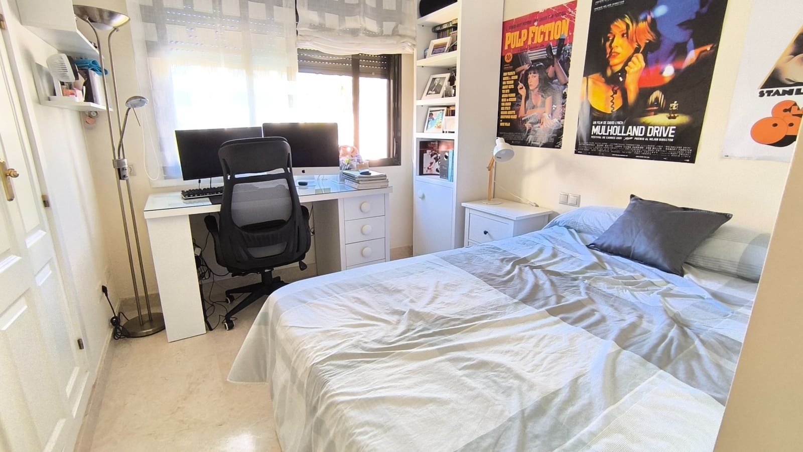 3 bedroom Apartment for sale in Los Alcazares with pool - € 245,000 (Ref: 8947547)