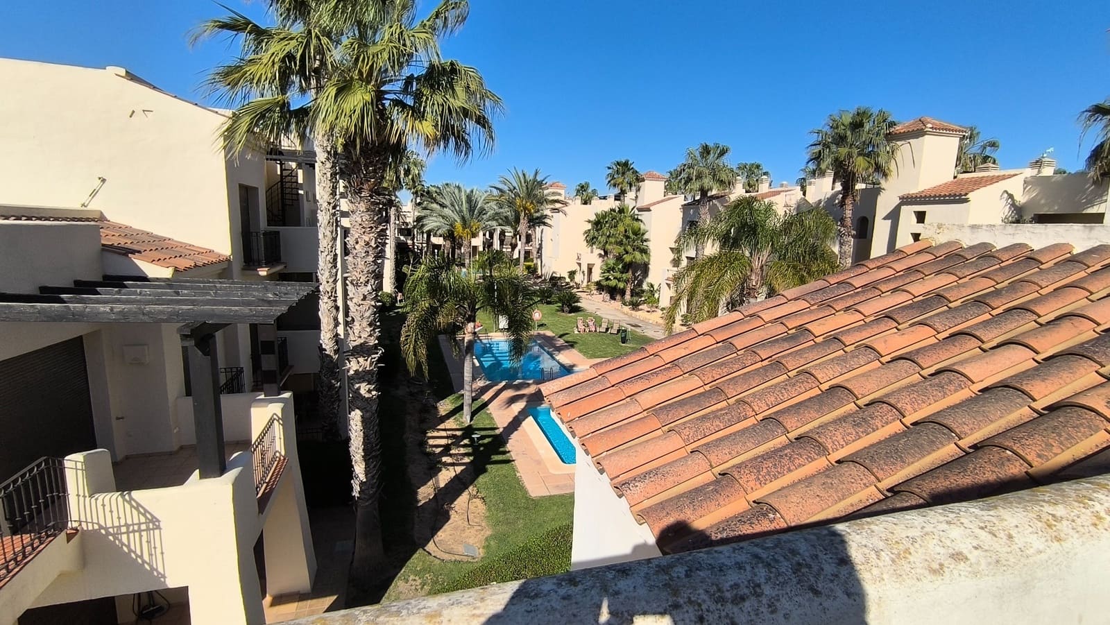 3 bedroom Apartment for sale in Los Alcazares with pool - € 245,000 (Ref: 8947547)