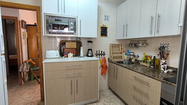 Apartamento de 2 habitaciones en Los Alcázares en venta - 110.000 € (Ref: 8953459)