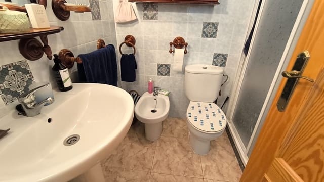 Apartamento de 2 habitaciones en Los Alcázares en venta - 110.000 € (Ref: 8953459)