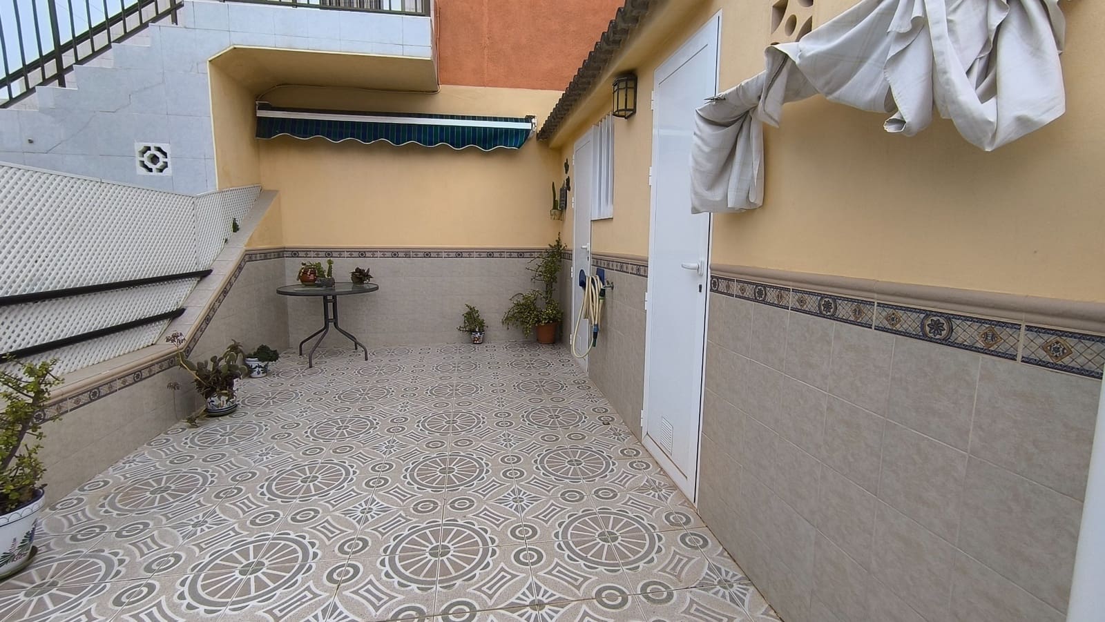Apartamento de 2 habitaciones en Los Alcázares en venta - 110.000 € (Ref: 8953459)