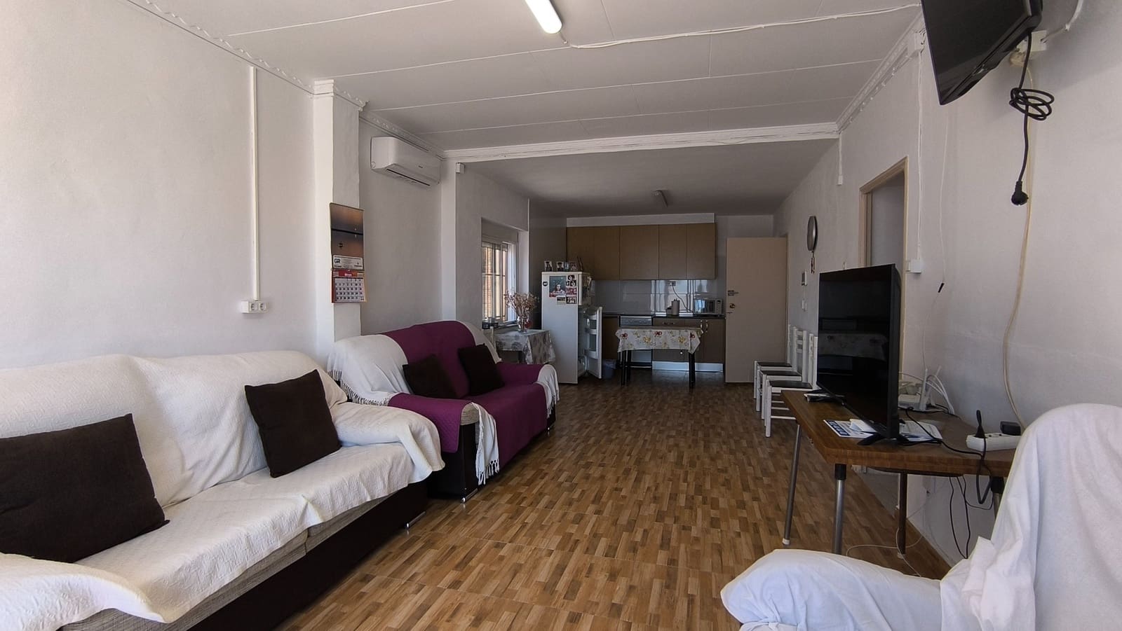 4 bedroom Finca/Country House for sale in El Mirador with pool - € 145,000 (Ref: 9008423)