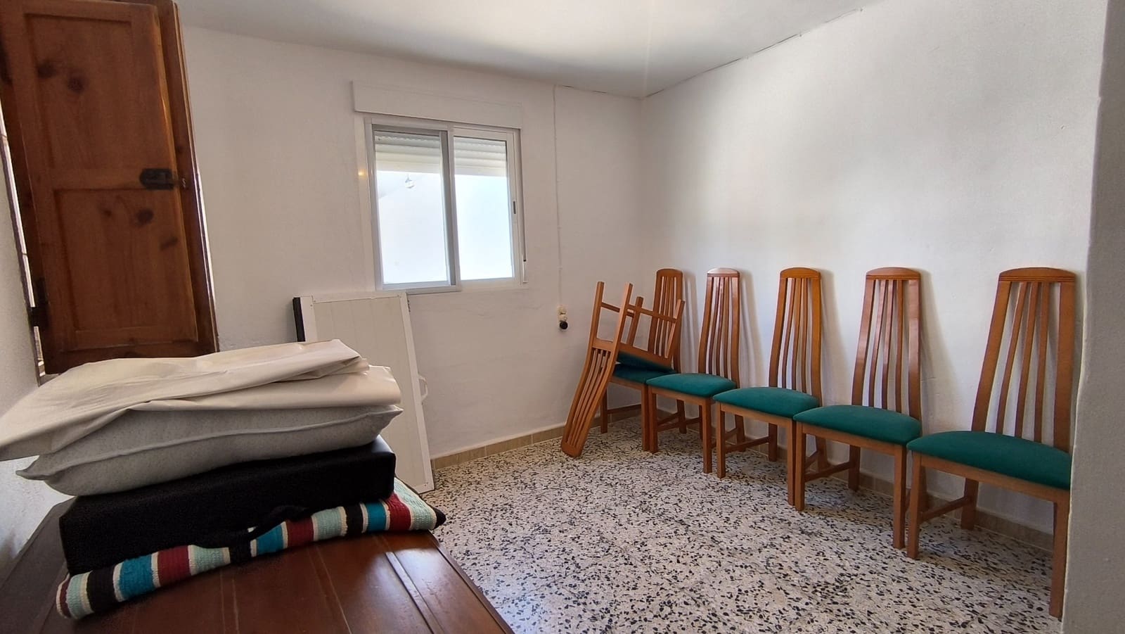 4 bedroom Finca/Country House for sale in El Mirador with pool - € 145,000 (Ref: 9008423)