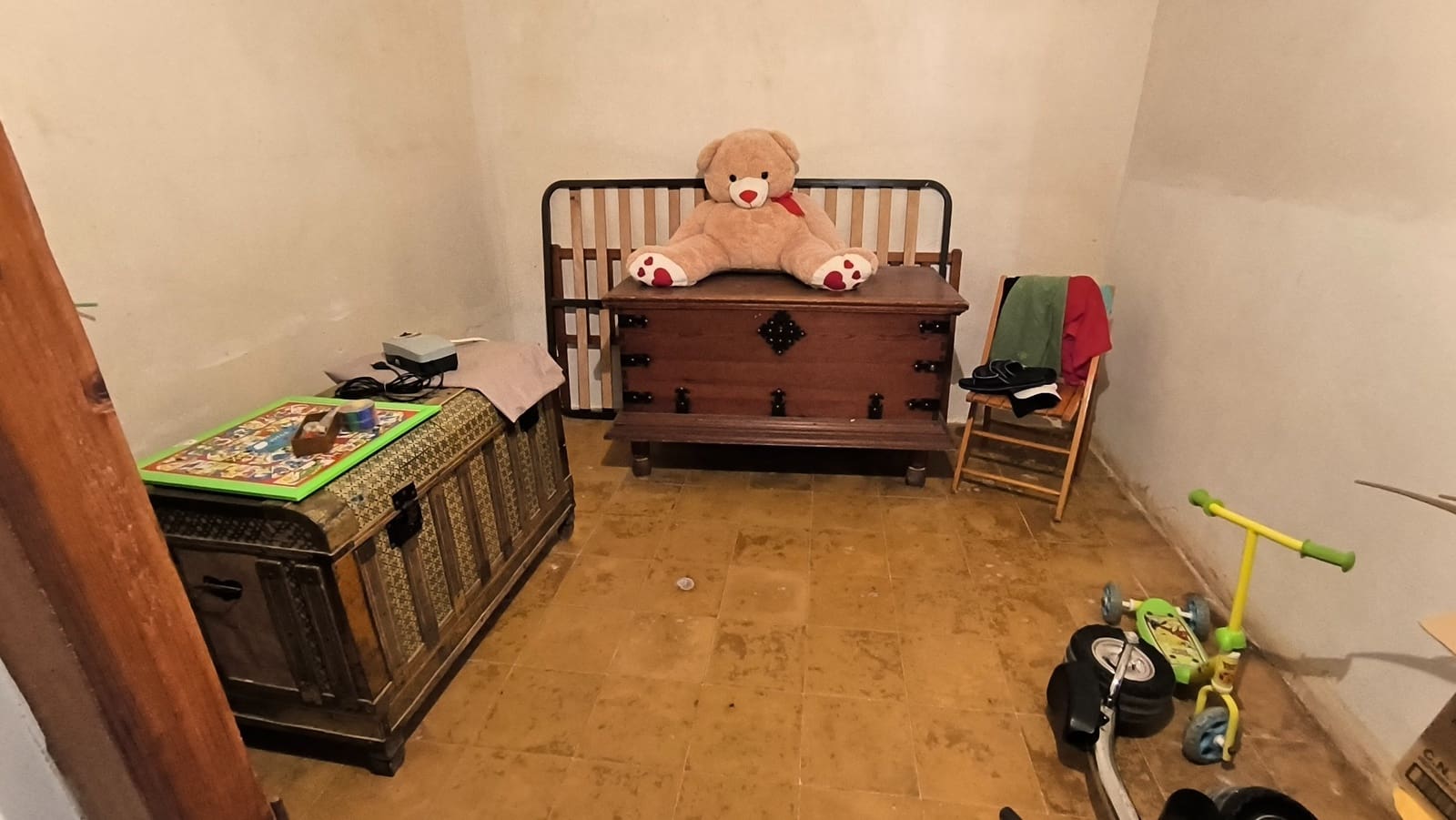 4 bedroom Finca/Country House for sale in El Mirador with pool - € 145,000 (Ref: 9008423)