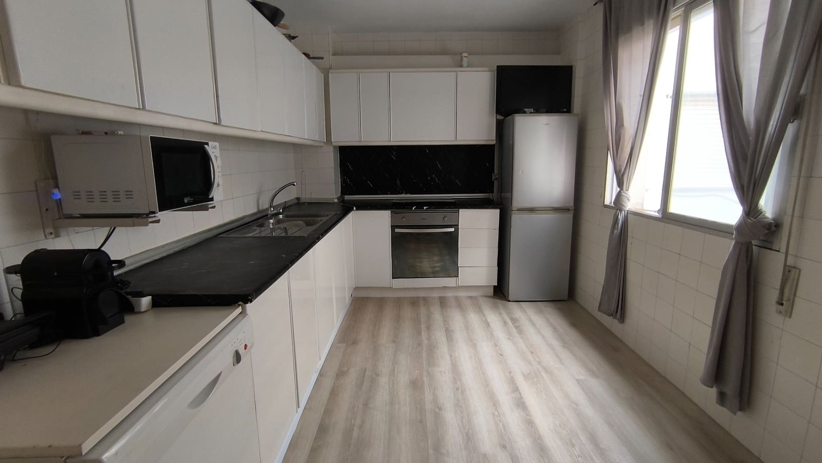 3 bedroom Flat for sale in Los Alcazares with pool garage - € 105,000 (Ref: 9061700)