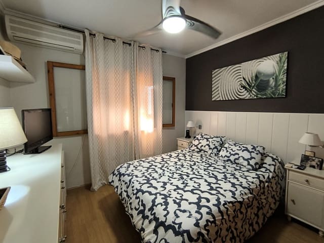 3 bedroom Apartment for sale in Los Alcázares with pool - € 129,900 (Ref: 9181557)