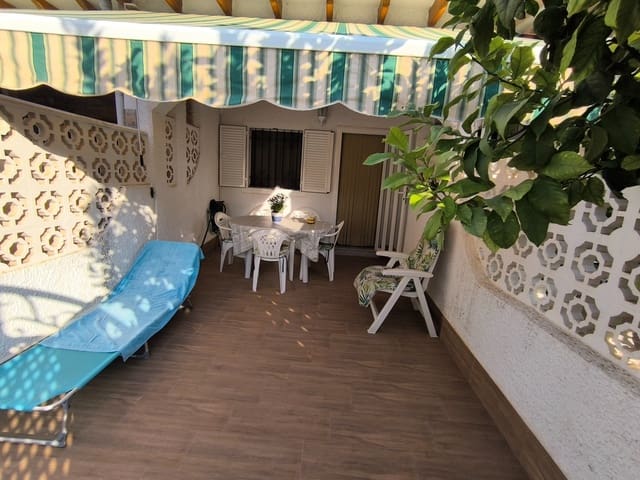 3 bedroom Apartment for sale in Los Alcázares with pool - € 129,900 (Ref: 9181557)