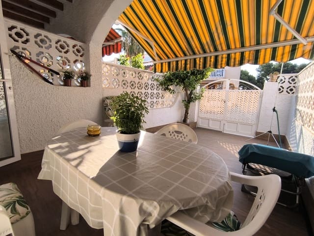 3 bedroom Apartment for sale in Los Alcázares with pool - € 129,900 (Ref: 9181557)