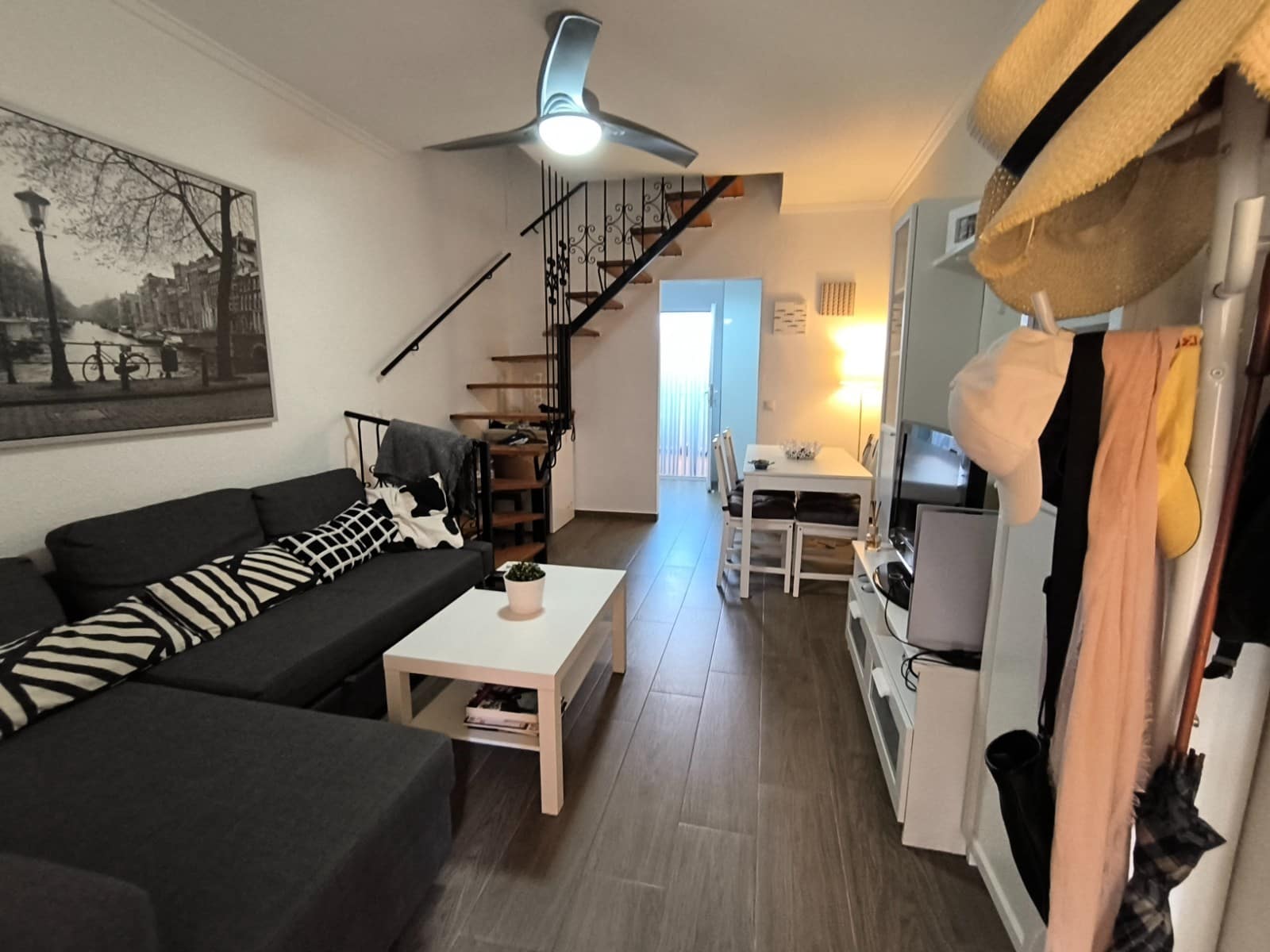 3 bedroom Apartment for sale in Los Alcazares with pool - € 129,900 (Ref: 9181557)