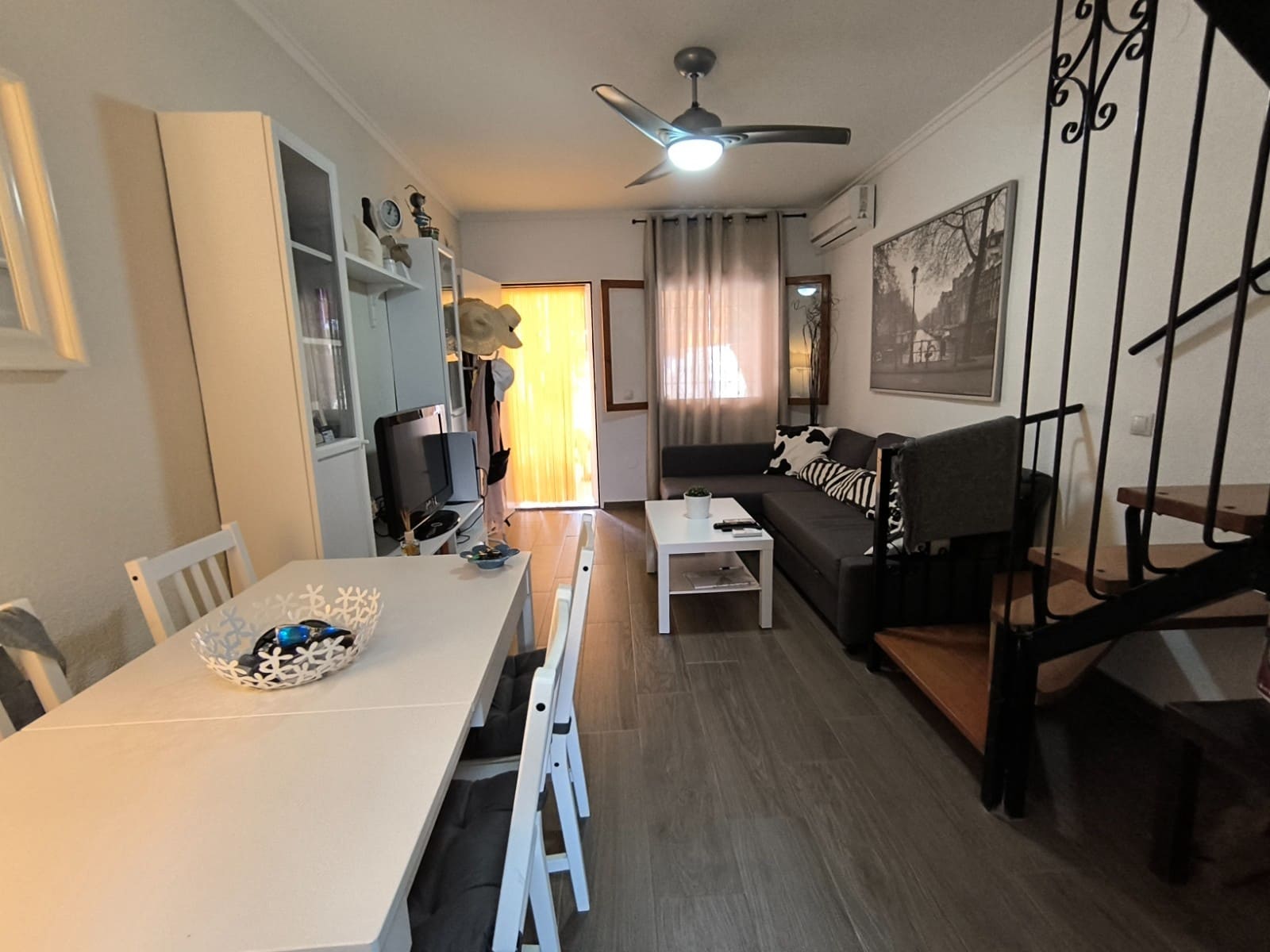 3 bedroom Apartment for sale in Los Alcazares with pool - € 129,900 (Ref: 9181557)