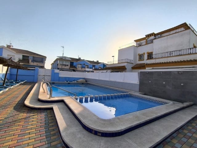 Apartamento de 3 habitaciones en Los Narejos, Los Alcázares en venta con piscina - 165.000 € (Ref: 9186131)