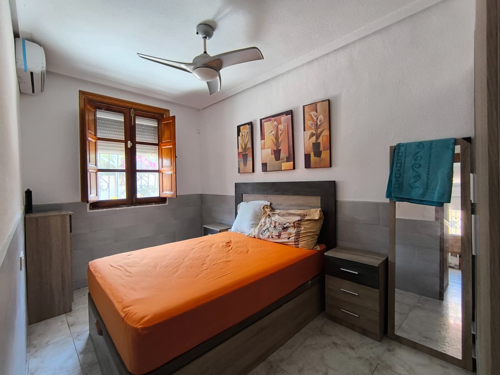 Chalet de 3 habitaciones en Los Alcázares en venta con piscina garaje - 242.000 € (Ref: 9194880)