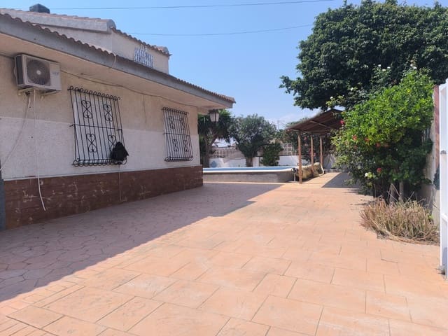 3 Zimmer Villa zu verkaufen in Los Alcázares mit Pool Garage - 242.000 € (Ref: 9194880)