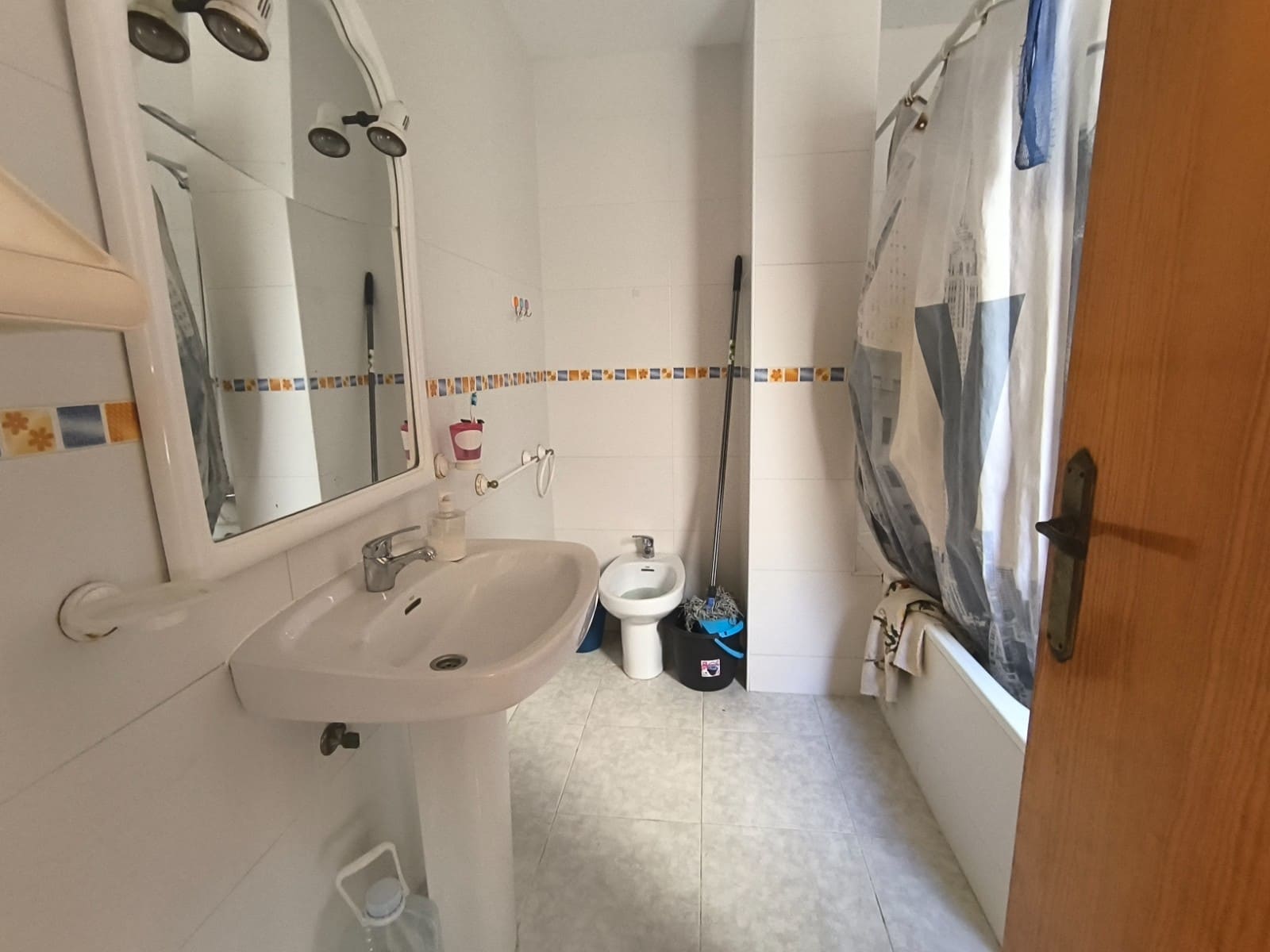 Piso de 3 habitaciones en Los Alcázares en venta - 93.000 € (Ref: 9350005)