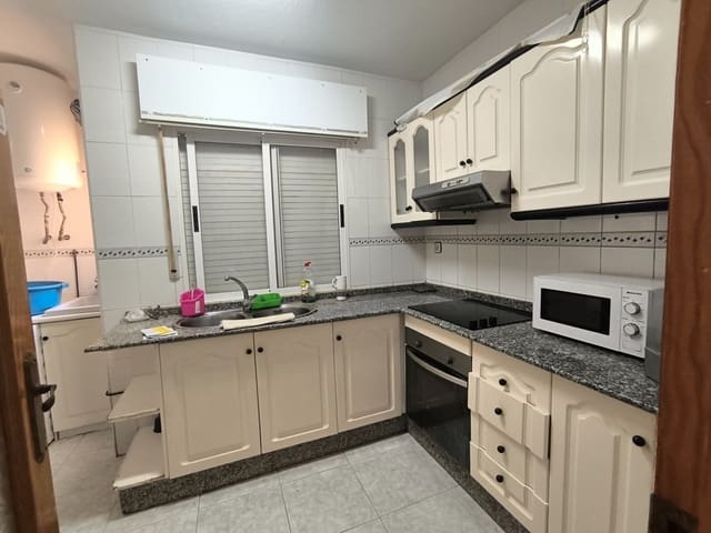 Piso de 3 habitaciones en Los Alcázares en venta - 93.000 € (Ref: 9350005)