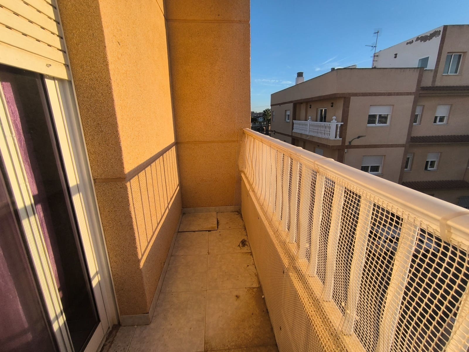 Piso de 3 habitaciones en Los Alcázares en venta - 93.000 € (Ref: 9350005)