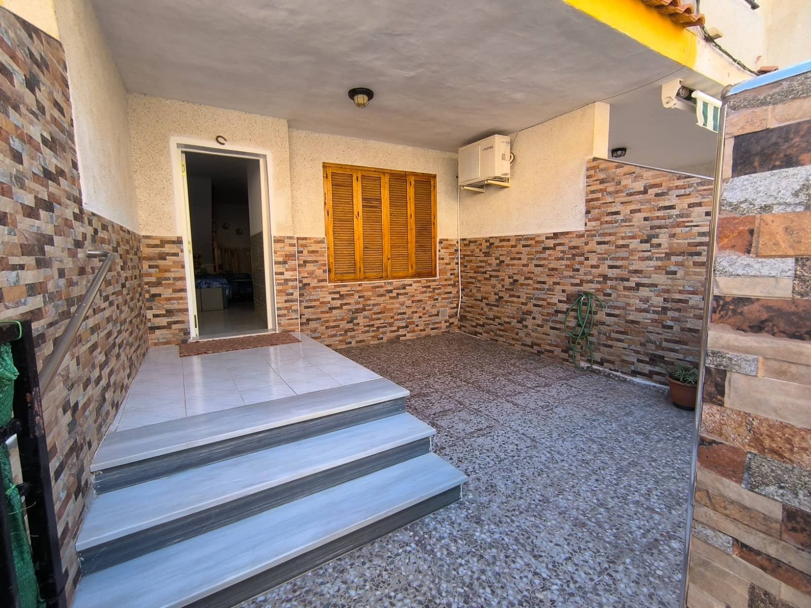 3 quarto Apartamento para venda em Los Alcazares com piscina - 146 000 € (Ref: 9404637)