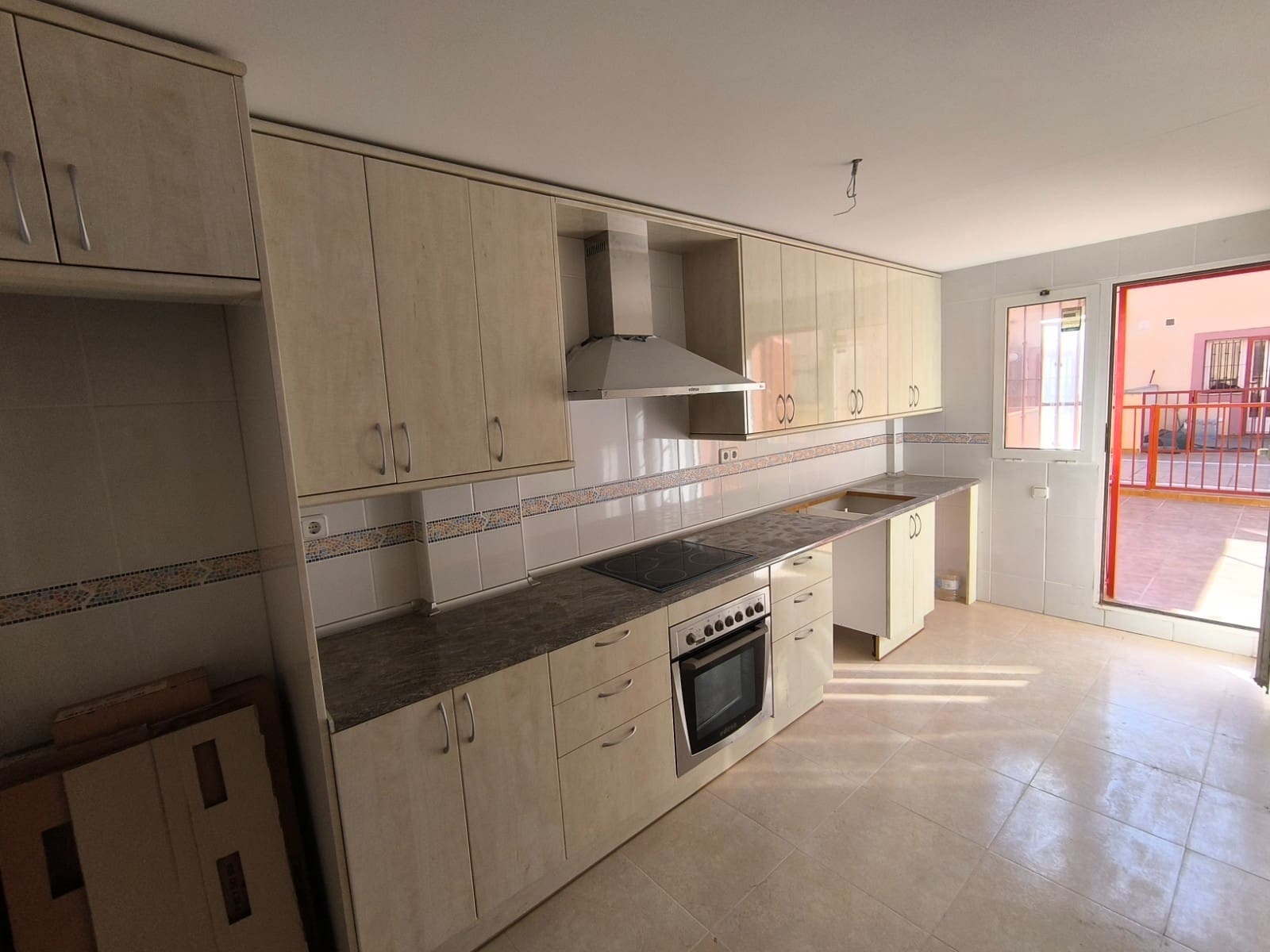 Apartamento de 3 habitaciones en Los Alcázares en venta con piscina garaje - 230.000 € (Ref: 9446899)
