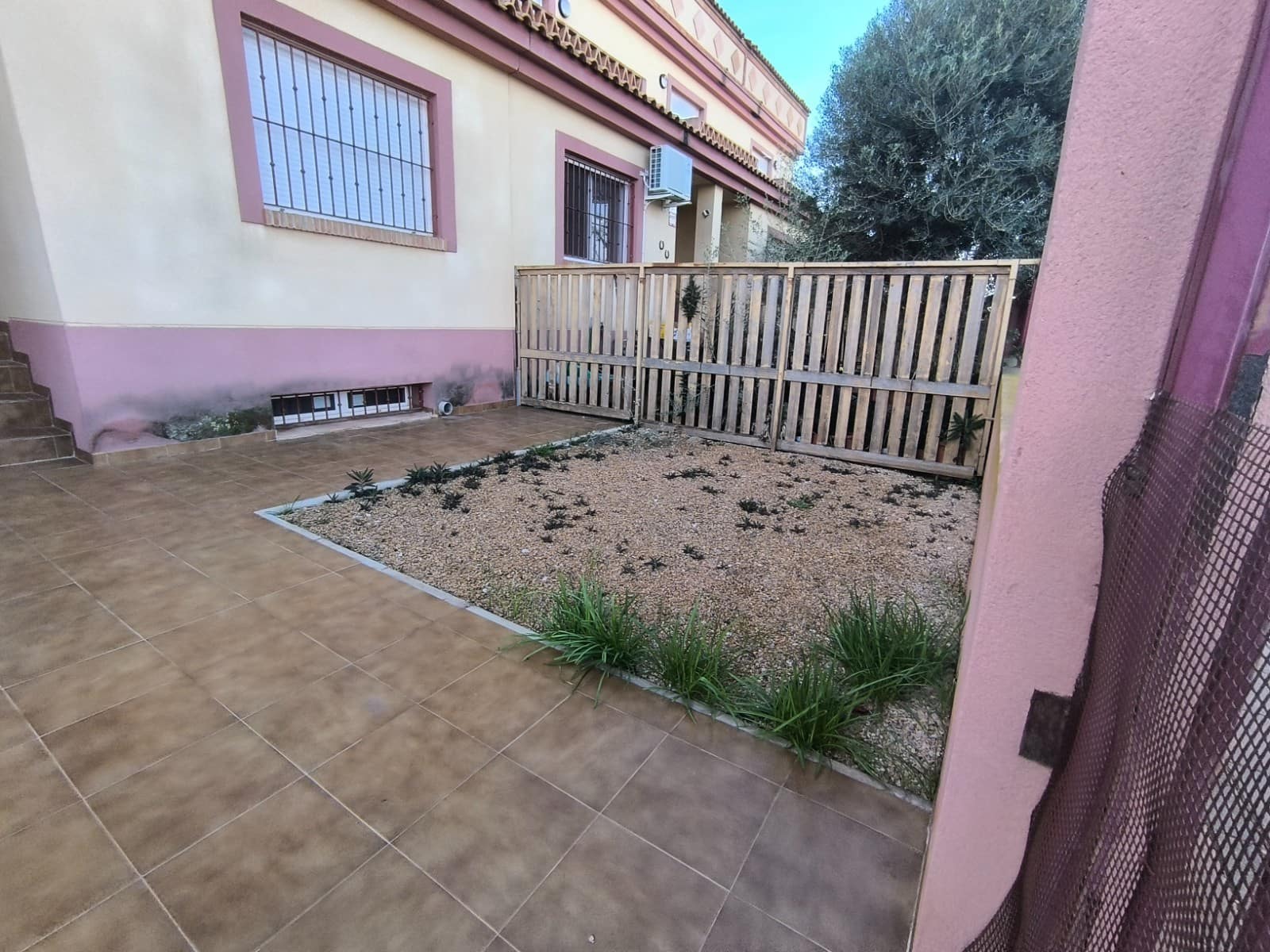 Apartamento de 3 habitaciones en Los Alcázares en venta con piscina garaje - 230.000 € (Ref: 9446899)
