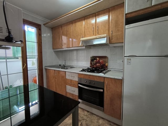 2 makuuhuone Huoneisto vuokrattavana paikassa Los Alcázares - 650 € (Ref: 9495540)