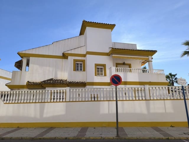 3 soveværelse Lejlighed til salg i Los Narejos, Los Alcázares med swimmingpool - € 264.000 (Ref: 9506430)
