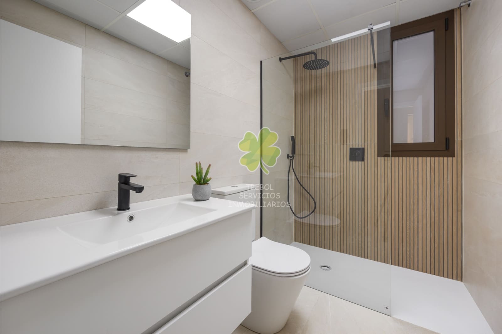 2 makuuhuone Huoneisto myytävänä paikassa Los Alcazares mukana uima-altaan 
autotalli - 260 000 € (Ref: 9566198)