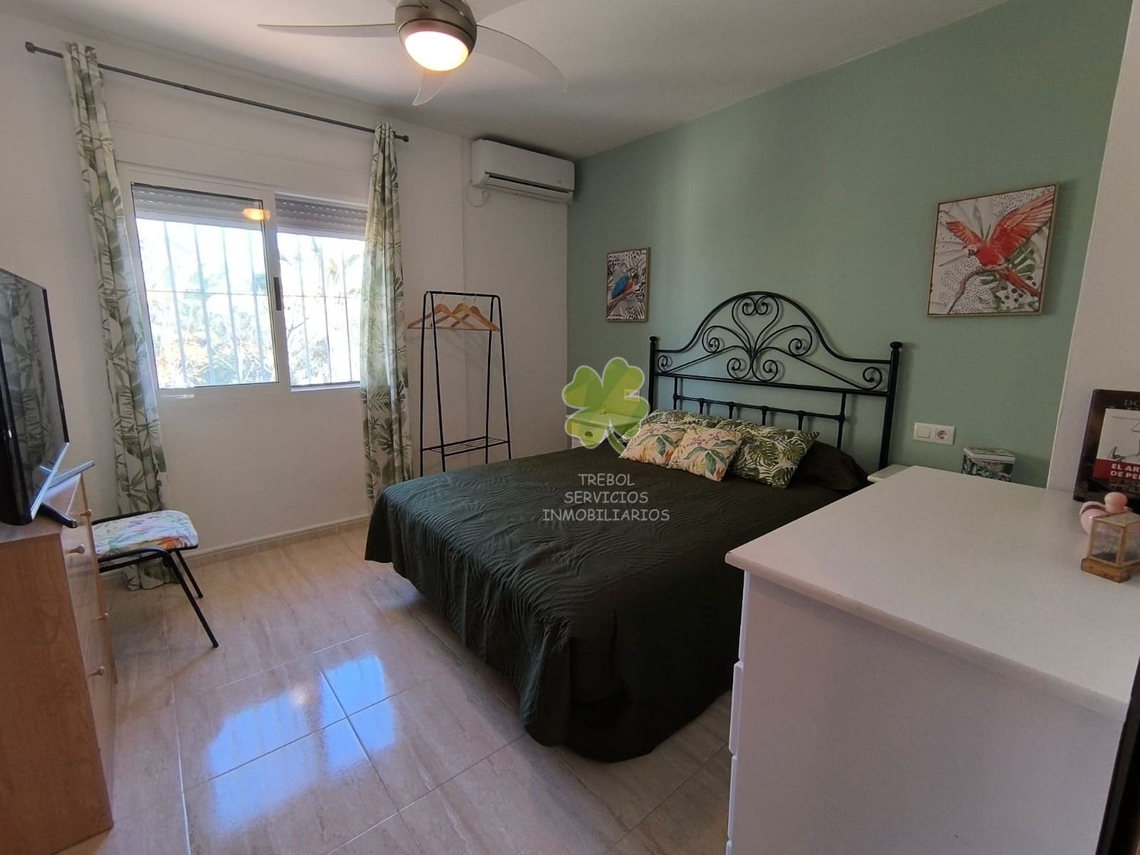 6 makuuhuone Maalaistalo myytävänä paikassa Los Alcazares mukana uima-altaan 
autotalli - 498 000 € (Ref: 9603004)