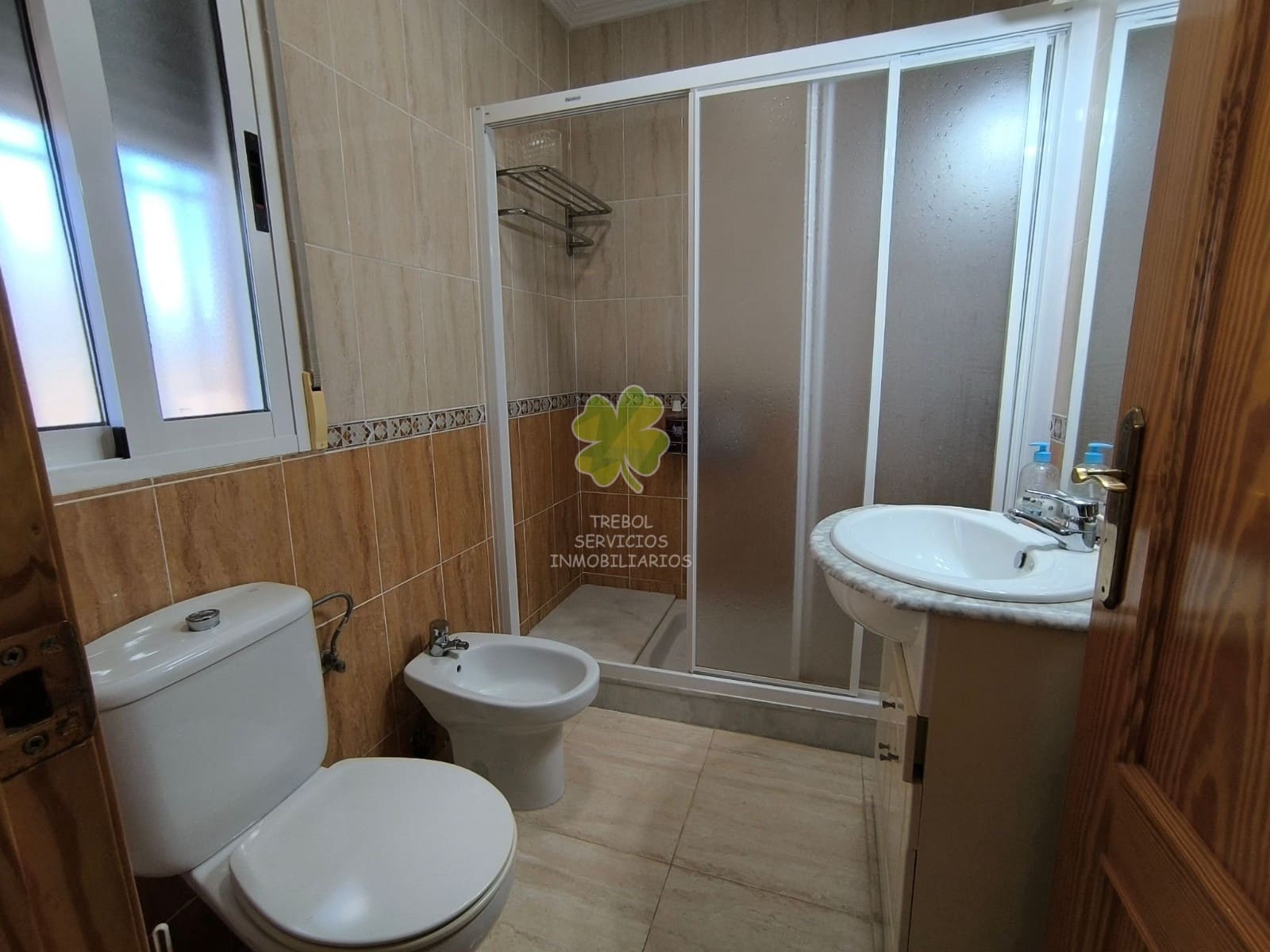 6 makuuhuone Maalaistalo myytävänä paikassa Los Alcazares mukana uima-altaan 
autotalli - 498 000 € (Ref: 9603004)