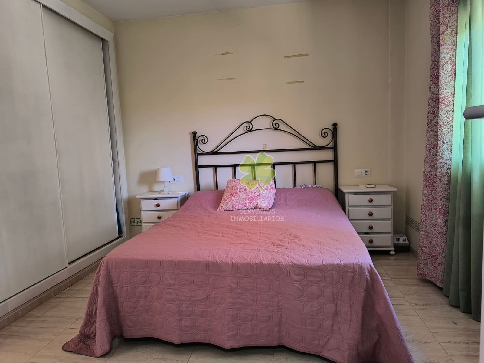 6 makuuhuone Maalaistalo myytävänä paikassa Los Alcazares mukana uima-altaan 
autotalli - 498 000 € (Ref: 9603004)