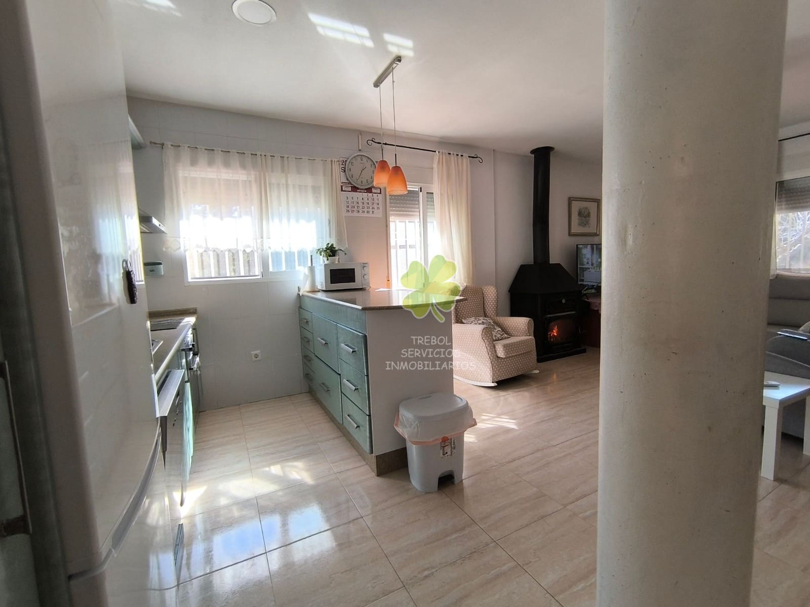 6 makuuhuone Maalaistalo myytävänä paikassa Los Alcazares mukana uima-altaan 
autotalli - 498 000 € (Ref: 9603004)