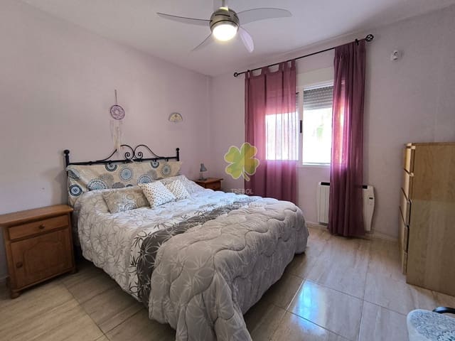 6 makuuhuone Maalaistalo myytävänä paikassa Los Alcázares mukana uima-altaan 
autotalli - 498 000 € (Ref: 9603004)