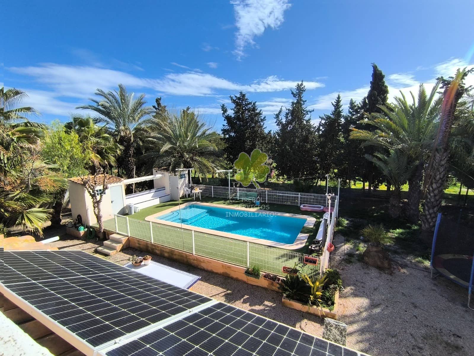 6 makuuhuone Maalaistalo myytävänä paikassa Los Alcazares mukana uima-altaan 
autotalli - 498 000 € (Ref: 9603004)