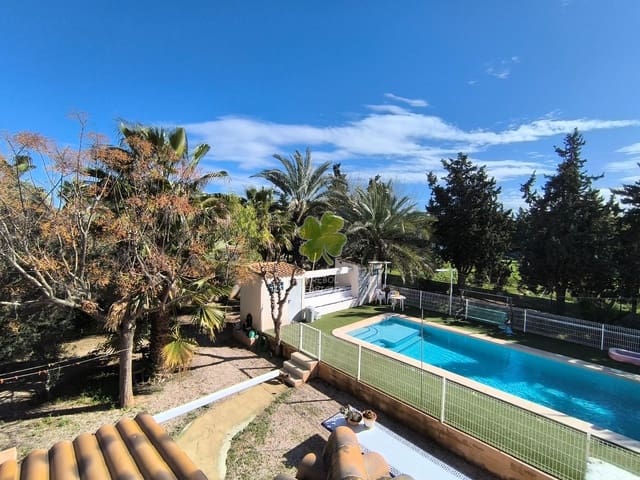 6 makuuhuone Maalaistalo myytävänä paikassa Los Alcázares mukana uima-altaan 
autotalli - 498 000 € (Ref: 9603004)