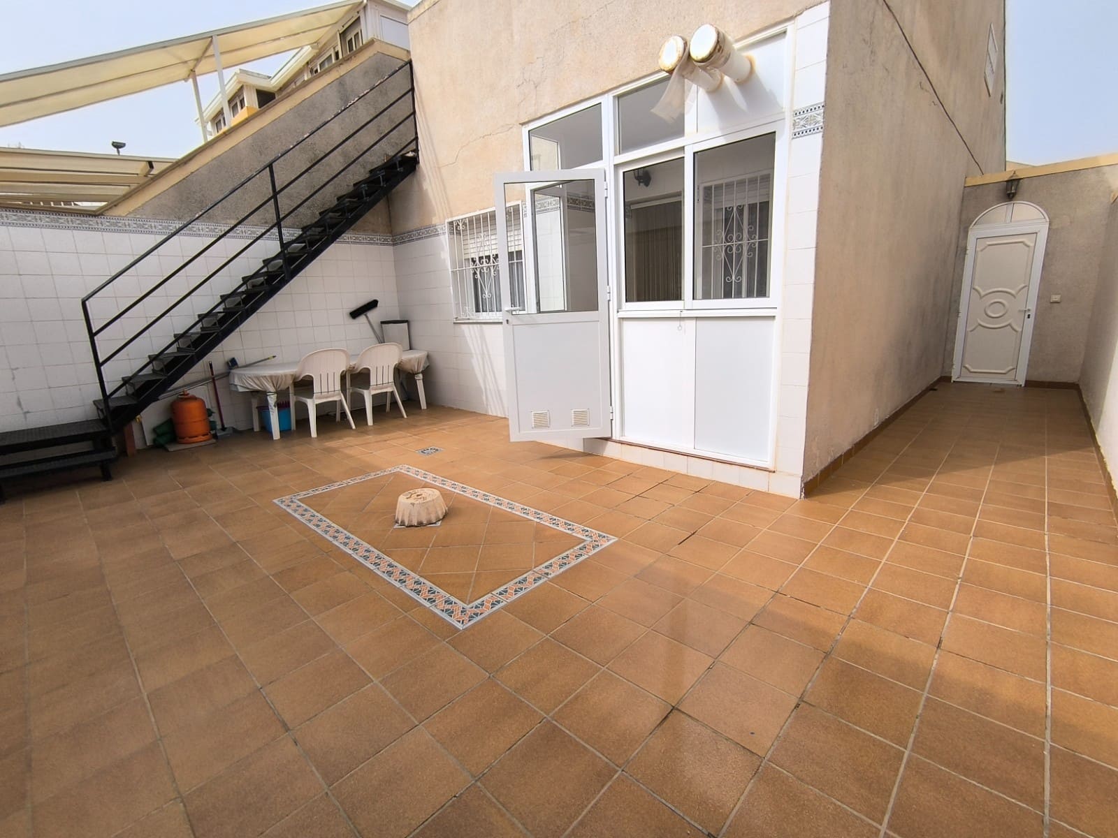 3 Zimmer Apartment zu verkaufen in Los Alcazares mit Pool - 159.900 € (Ref: 9646370)
