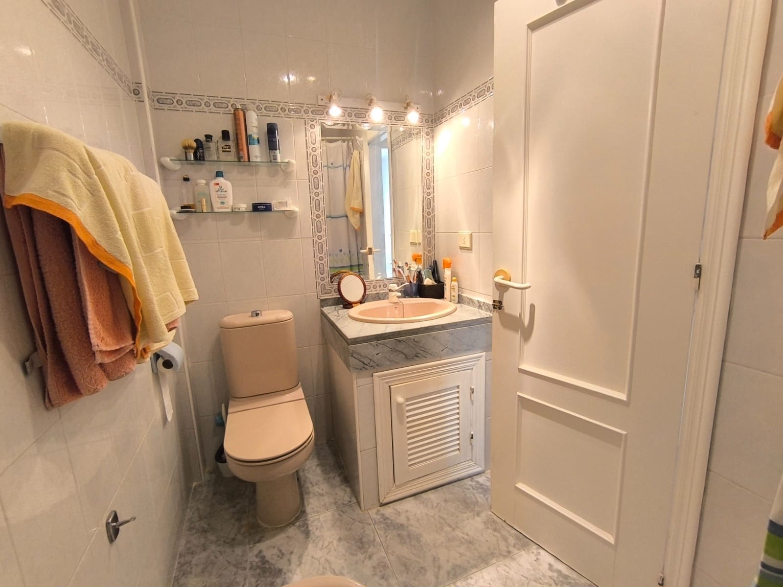 3 Zimmer Apartment zu verkaufen in Los Alcazares mit Pool - 159.900 € (Ref: 9646370)