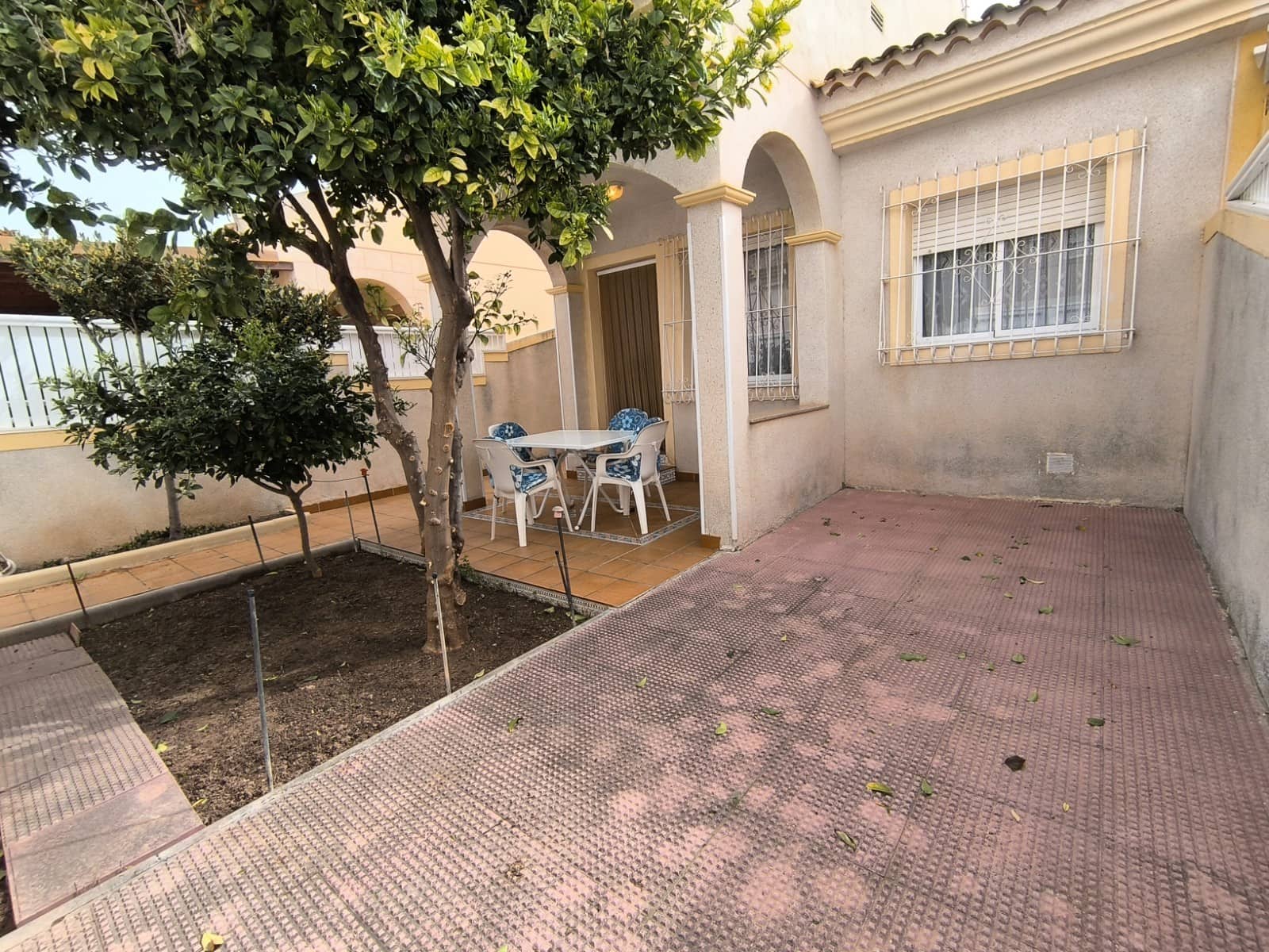 3 Zimmer Apartment zu verkaufen in Los Alcazares mit Pool - 159.900 € (Ref: 9646370)