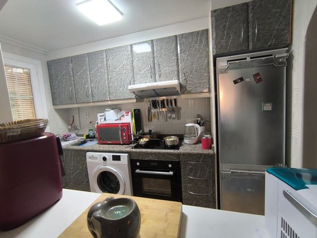 Apartamento de 4 habitaciones en Los Alcázares en venta con piscina - 159.000 € (Ref: 9652348)